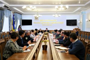 На гарячу лінію в Івано-Франківську звертатися за нагальної потреби